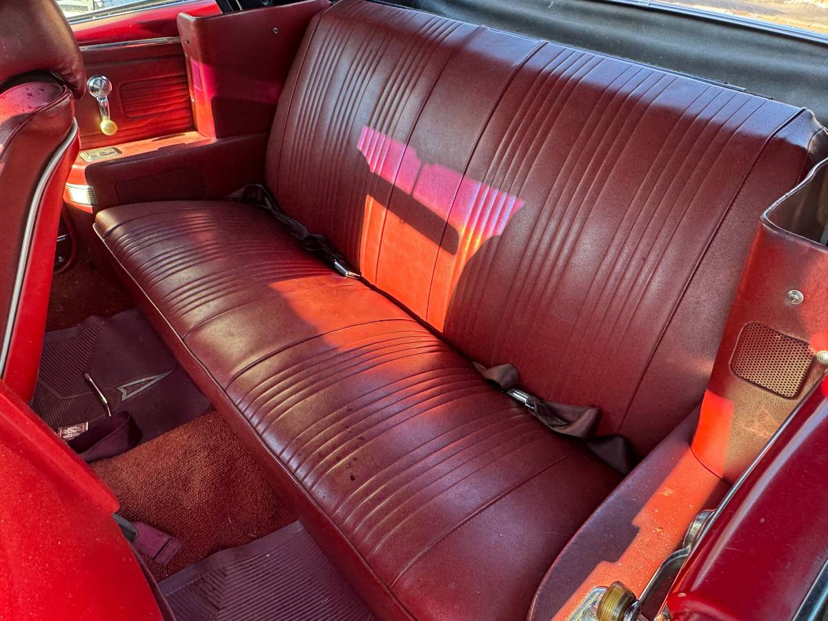 Pontiac-Gto-convertible-1967-red-135138-13