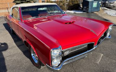 Pontiac-Gto-convertible-1967-red-135138-7