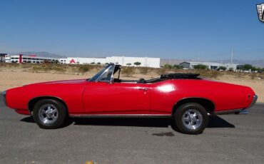 Pontiac-Le-Mans-1968-Red-Black-90976-2