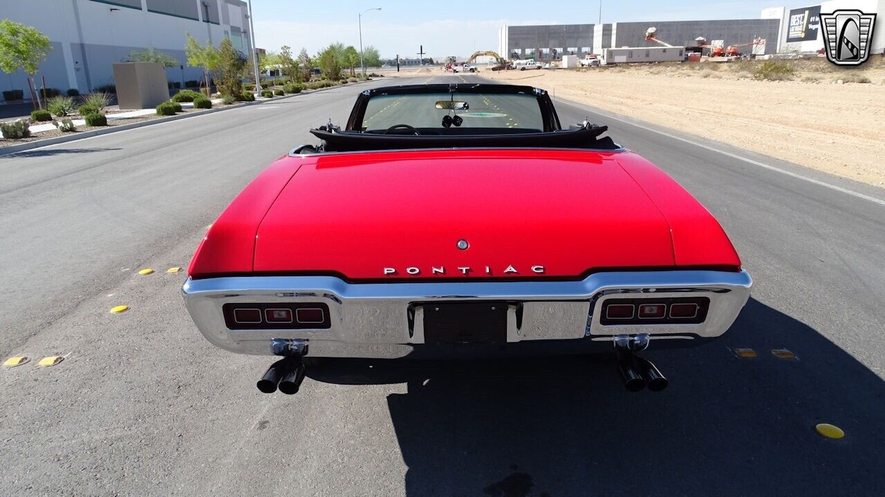 Pontiac-Le-Mans-1968-Red-Black-90976-5