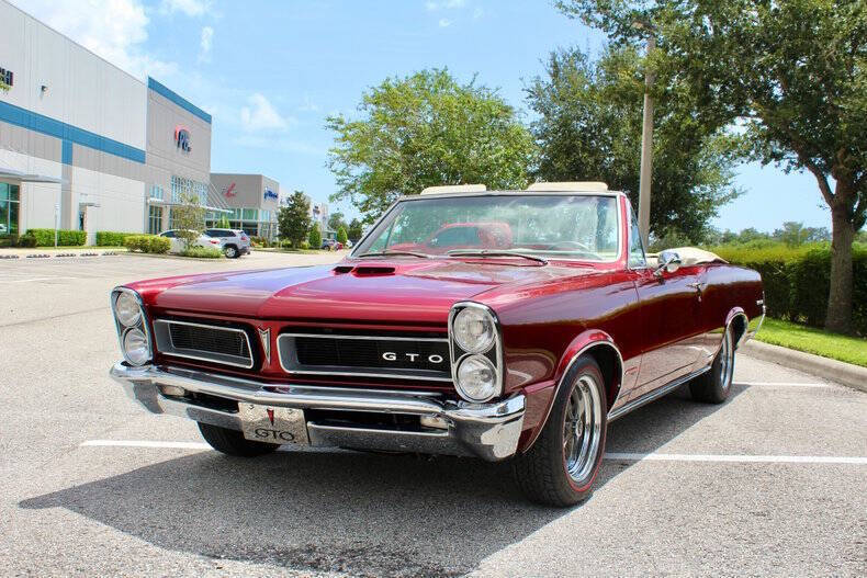 Pontiac-Le-Mans-Break-1965-Red-Ivory-0-7