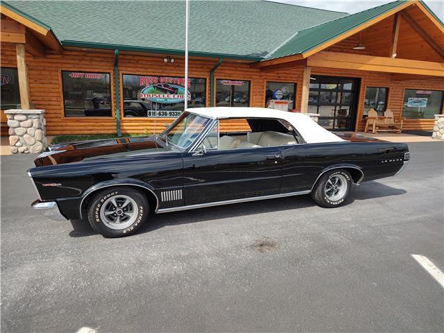 Pontiac-Le-Mans-Cabriolet-1965-Black-Parchment-0-7