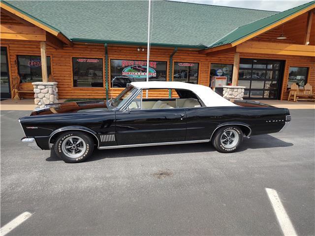 Pontiac-Le-Mans-Cabriolet-1965-Black-Parchment-0-8