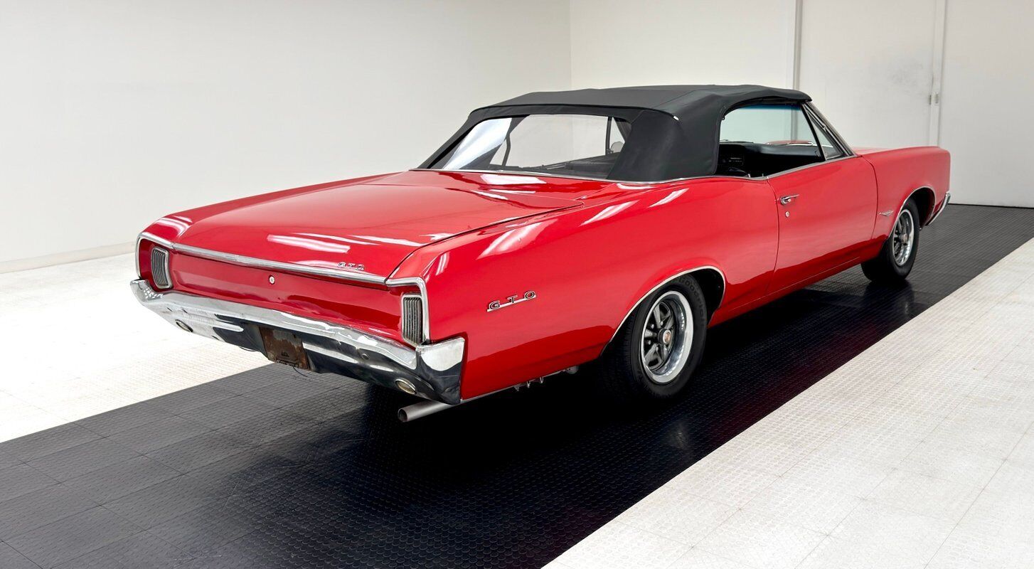 Pontiac-Le-Mans-Cabriolet-1966-Red-Black-92048-7