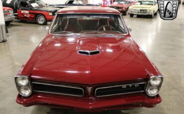 Pontiac-Le-Mans-Coupe-1965-Maroon-Maroon-17909-2