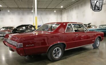 Pontiac-Le-Mans-Coupe-1965-Maroon-Maroon-17909-6