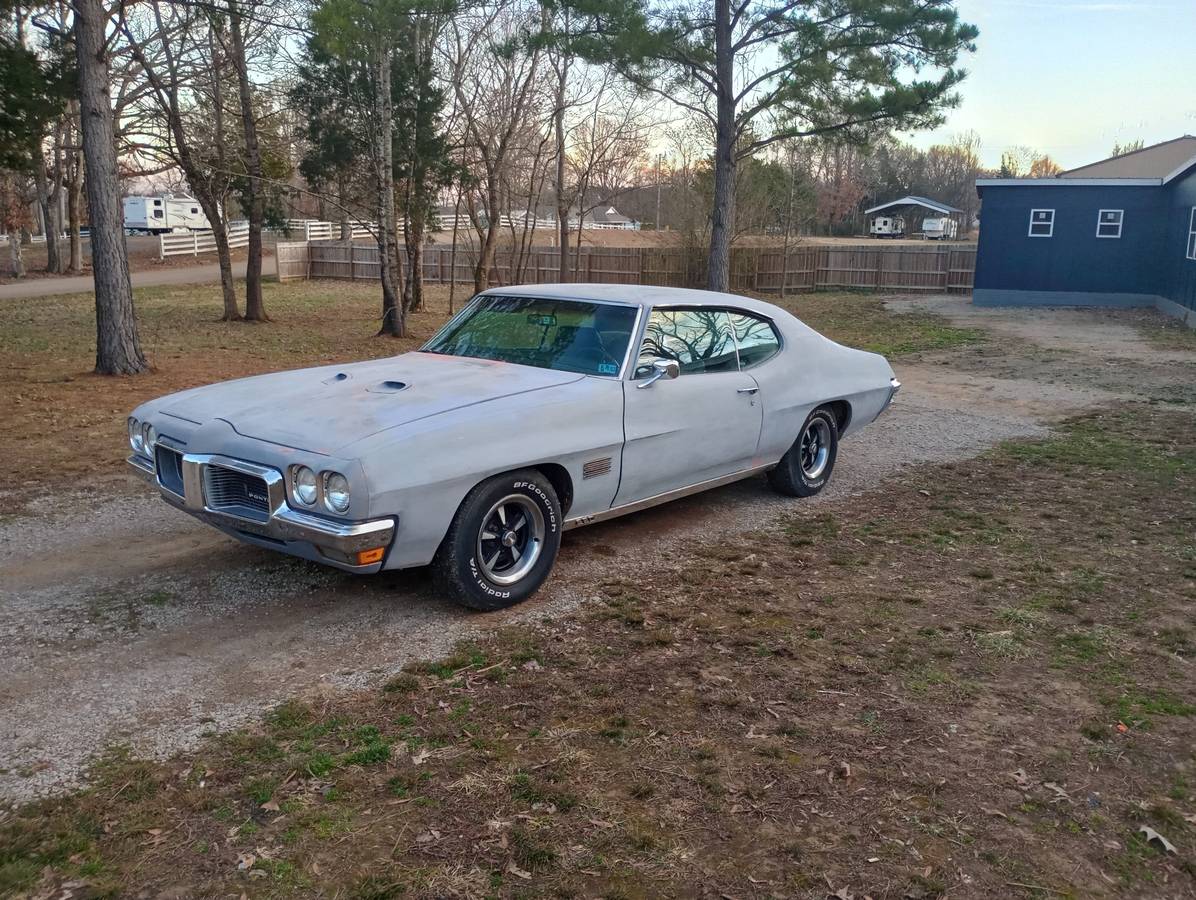 Pontiac-Lemans-1970-brown-33354-2