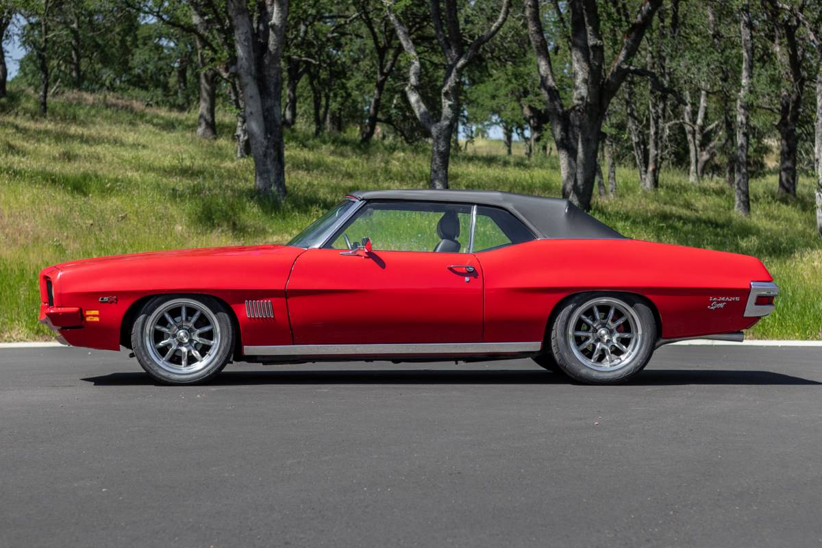 Pontiac-Lemans-sport-1971-red-2414-2