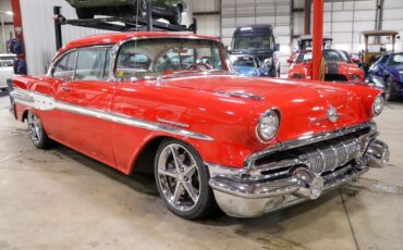 Pontiac-Star-Chief-Coupe-1957-Red-Red-52196-10