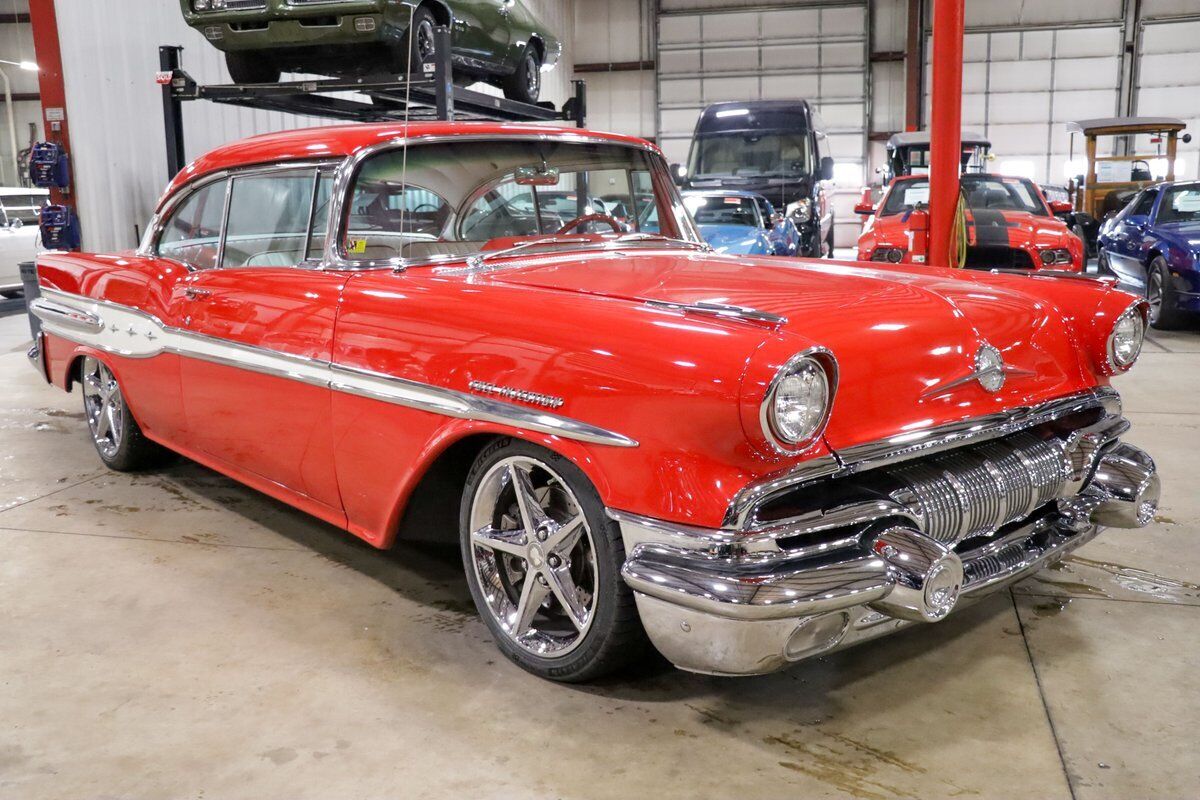 Pontiac-Star-Chief-Coupe-1957-Red-Red-52196-10