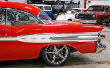 Pontiac-Star-Chief-Coupe-1957-Red-Red-52196-4