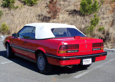 Pontiac-Sunbird-Cabriolet-1990-Red-Gray-168226-3