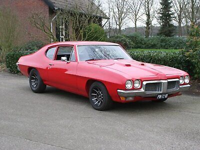 Pontiac-Tempest-Coupe-1970-Red-Black-1970-5