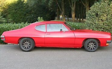 Pontiac-Tempest-Coupe-1970-Red-Black-1970-7