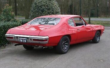 Pontiac-Tempest-Coupe-1970-Red-Black-1970-9