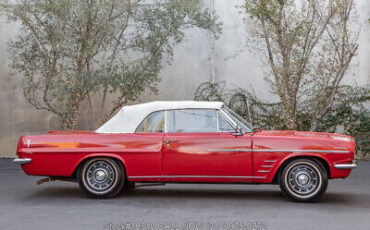 Pontiac-Tempest-Lemans-1963-Red-Other-Color-0-3