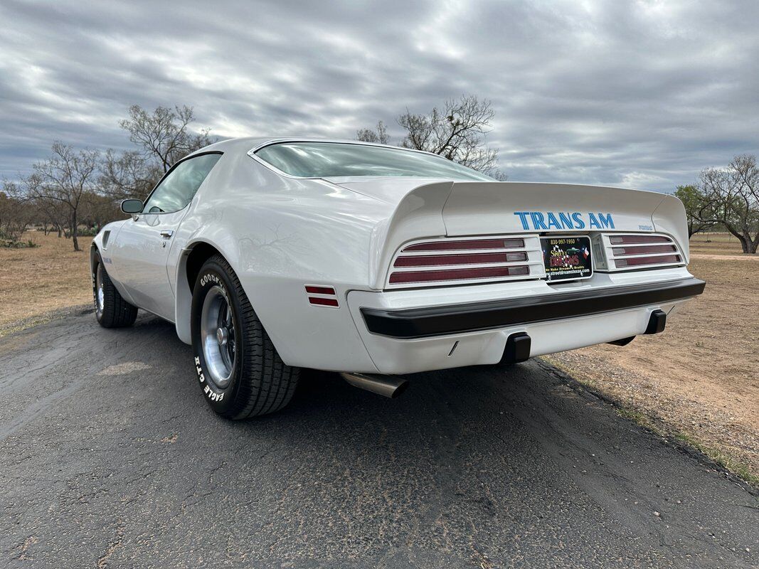 Pontiac-Trans-Am-1974-White-White-70008-3