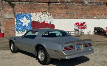 Pontiac-Trans-Am-1976-Silver-Red-0-3