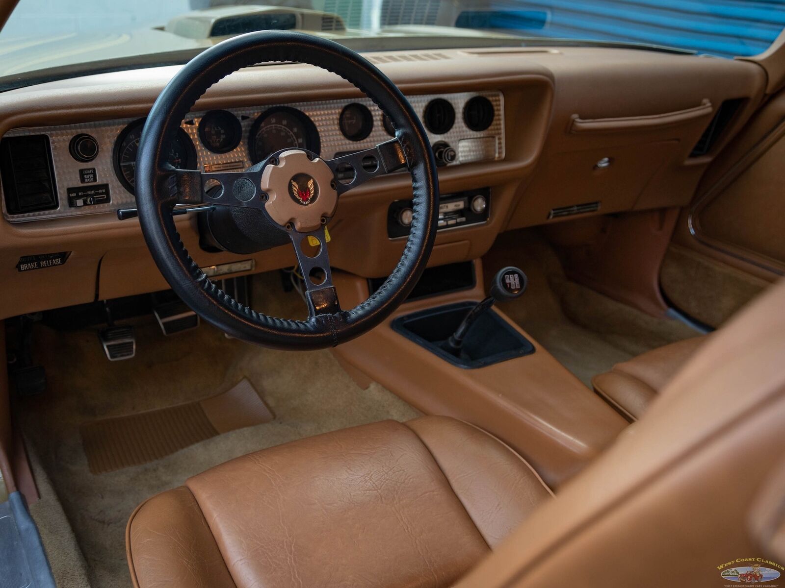 Pontiac-Trans-Am-1978-Gold-Gold-157095-30