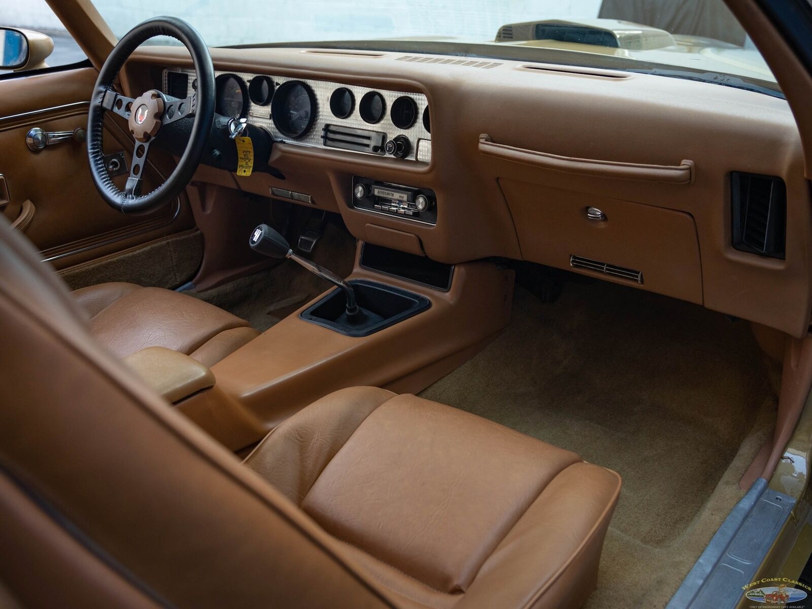 Pontiac-Trans-Am-1978-Gold-Gold-157095-33