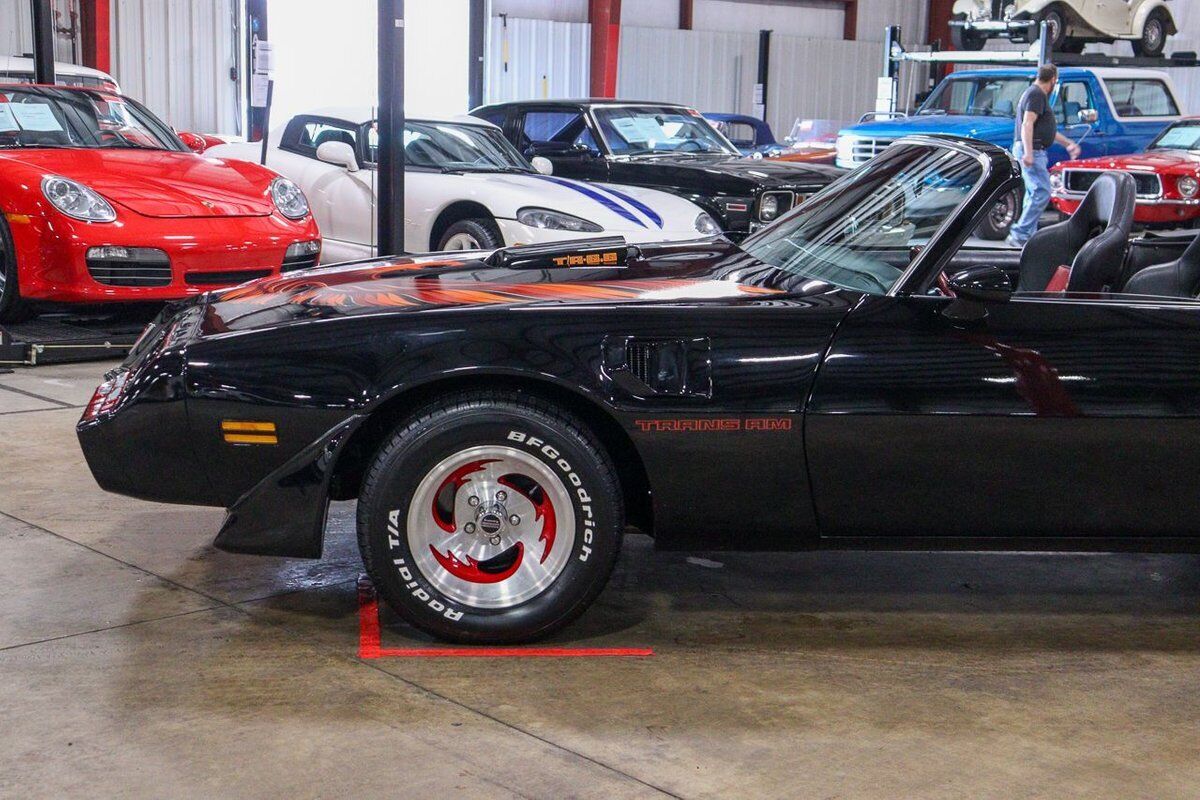 Pontiac-Trans-Am-Cabriolet-1980-Black-Black-8687-1