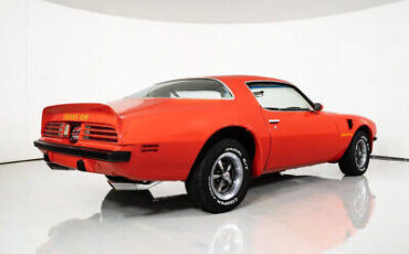 Pontiac-Trans-Am-Coupe-1975-Red-Black-100127-14