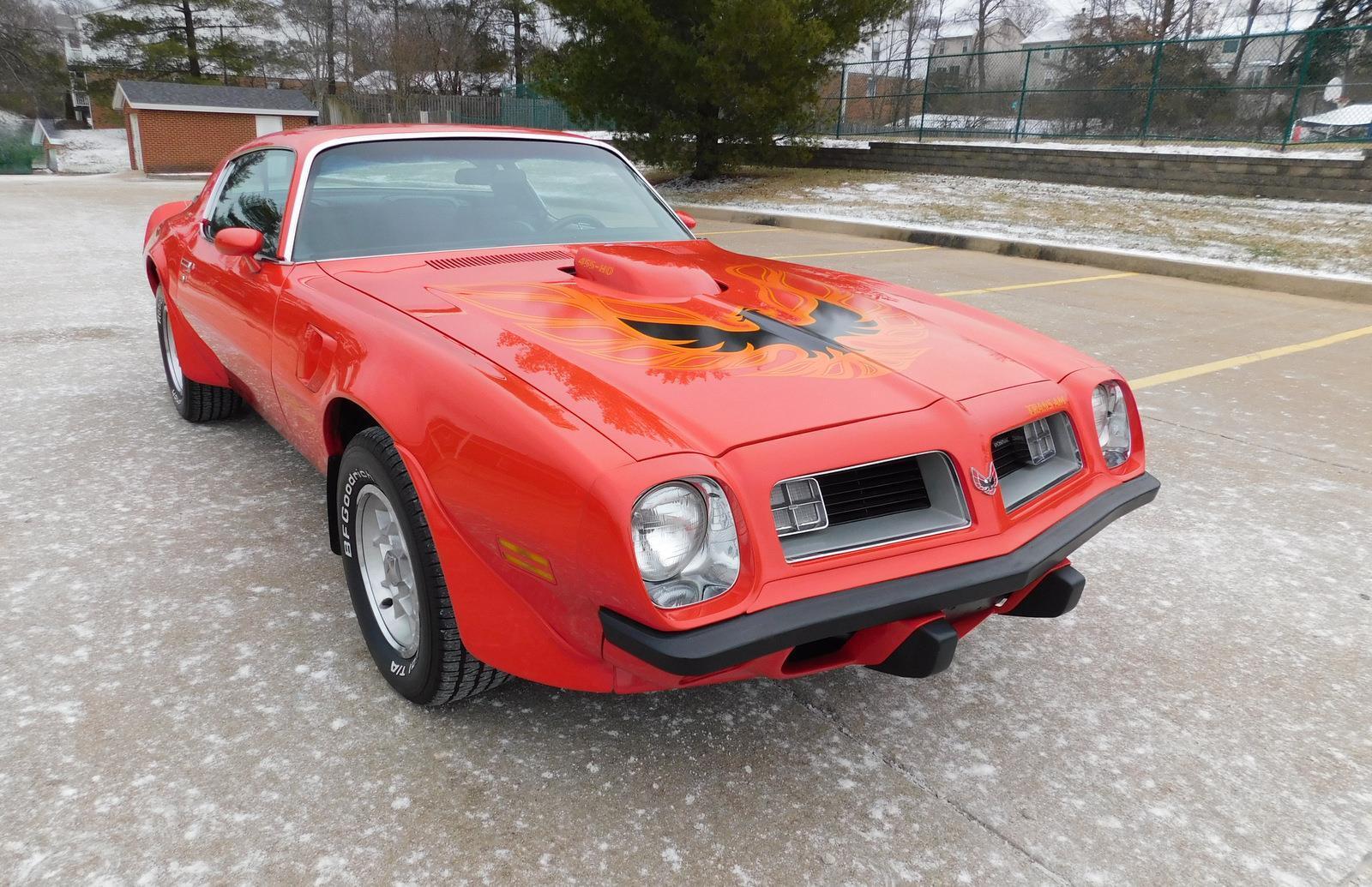 Pontiac-Trans-Am-Coupe-1975-Red-Black-126808-11