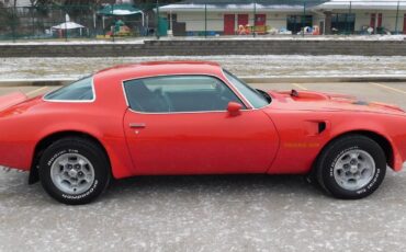 Pontiac-Trans-Am-Coupe-1975-Red-Black-126808-13