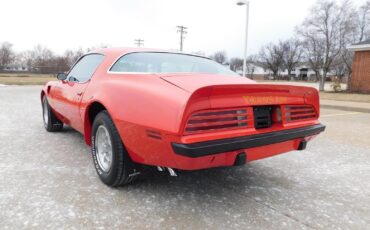 Pontiac-Trans-Am-Coupe-1975-Red-Black-126808-19