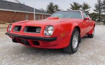 Pontiac-Trans-Am-Coupe-1975-Red-Black-126808-8