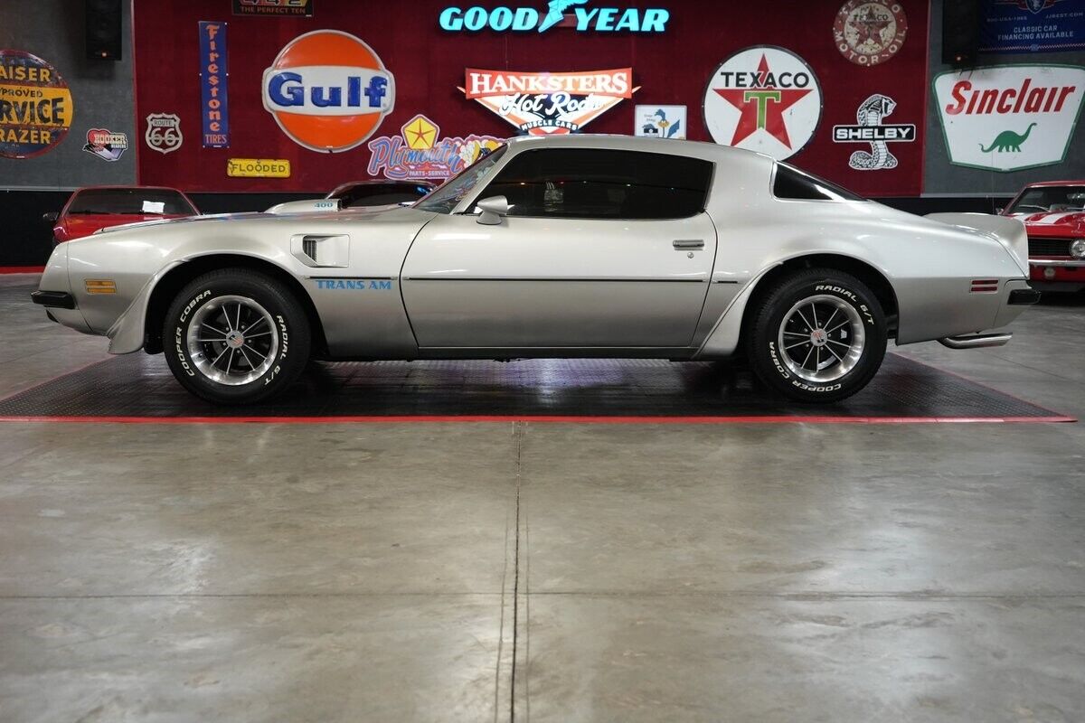 Pontiac-Trans-Am-Coupe-1975-Silver-Black-0-18