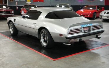 Pontiac-Trans-Am-Coupe-1975-Silver-Black-0-3