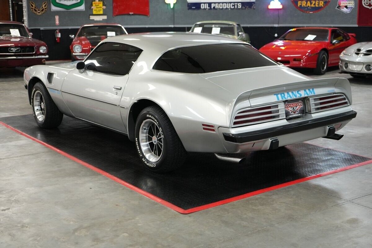 Pontiac-Trans-Am-Coupe-1975-Silver-Black-0-3