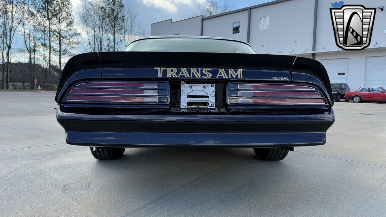 Pontiac-Trans-Am-Coupe-1976-Black-Ivory-19166-10