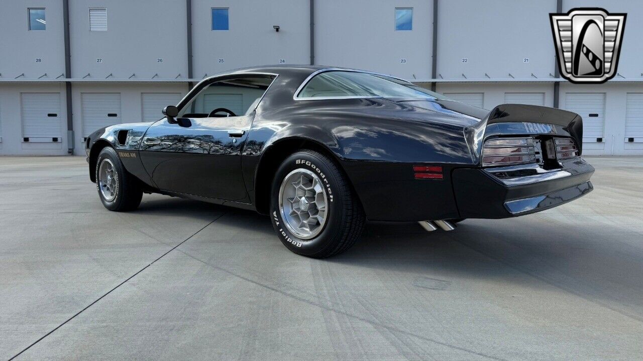 Pontiac-Trans-Am-Coupe-1976-Black-Ivory-19166-4