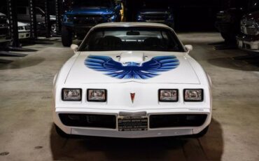 Pontiac-Trans-Am-Coupe-1978-White-Black-111045-6