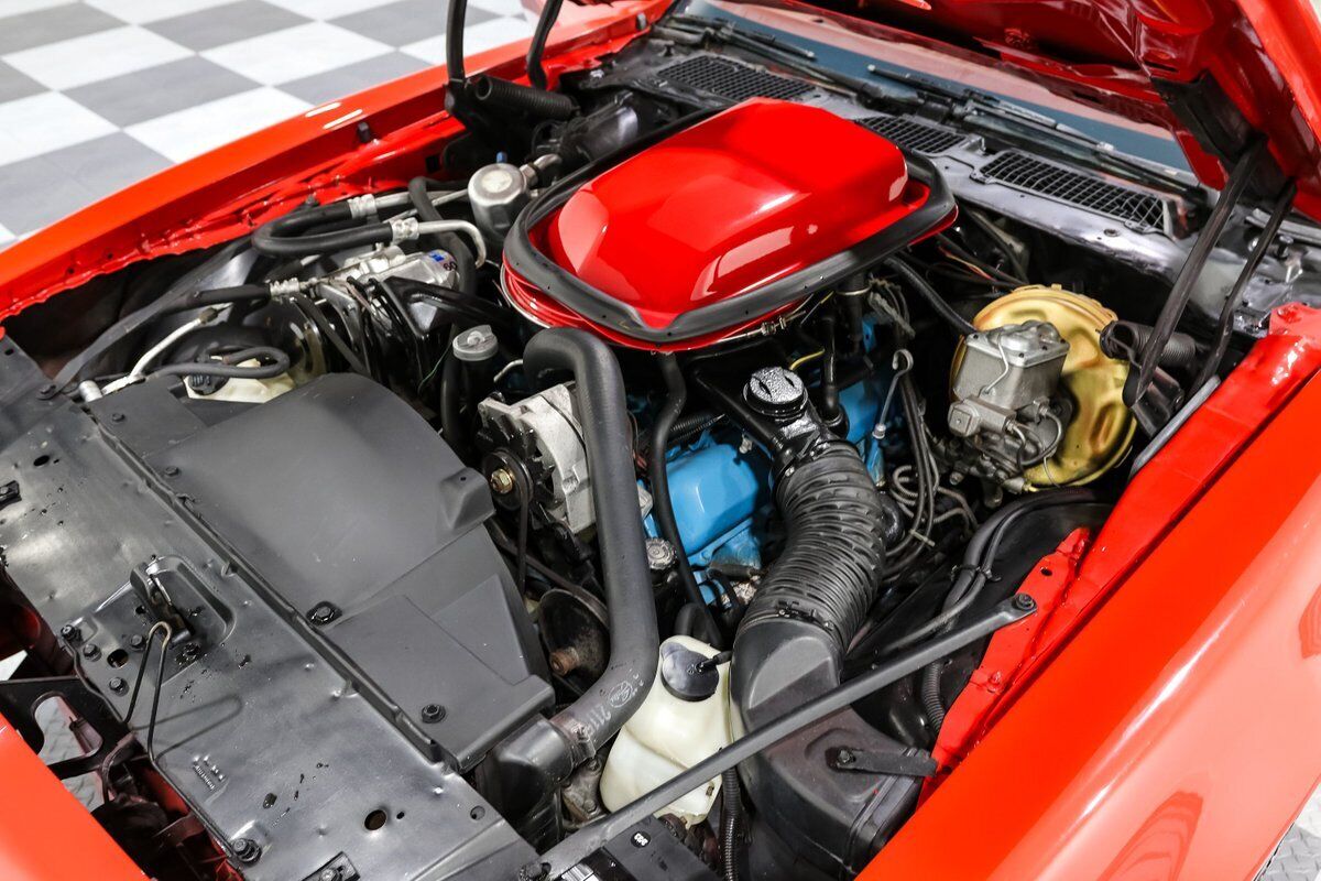 Pontiac-Trans-Am-Coupe-1979-Red-White-85477-11