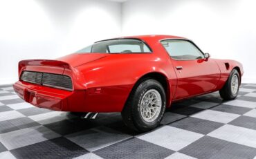 Pontiac-Trans-Am-Coupe-1979-Red-White-85477-7