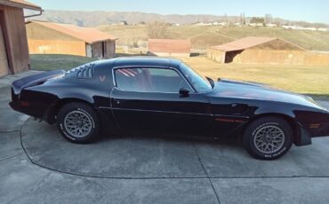 Pontiac-Trans-Am-Coupe-1980-Black-Red-34759-15