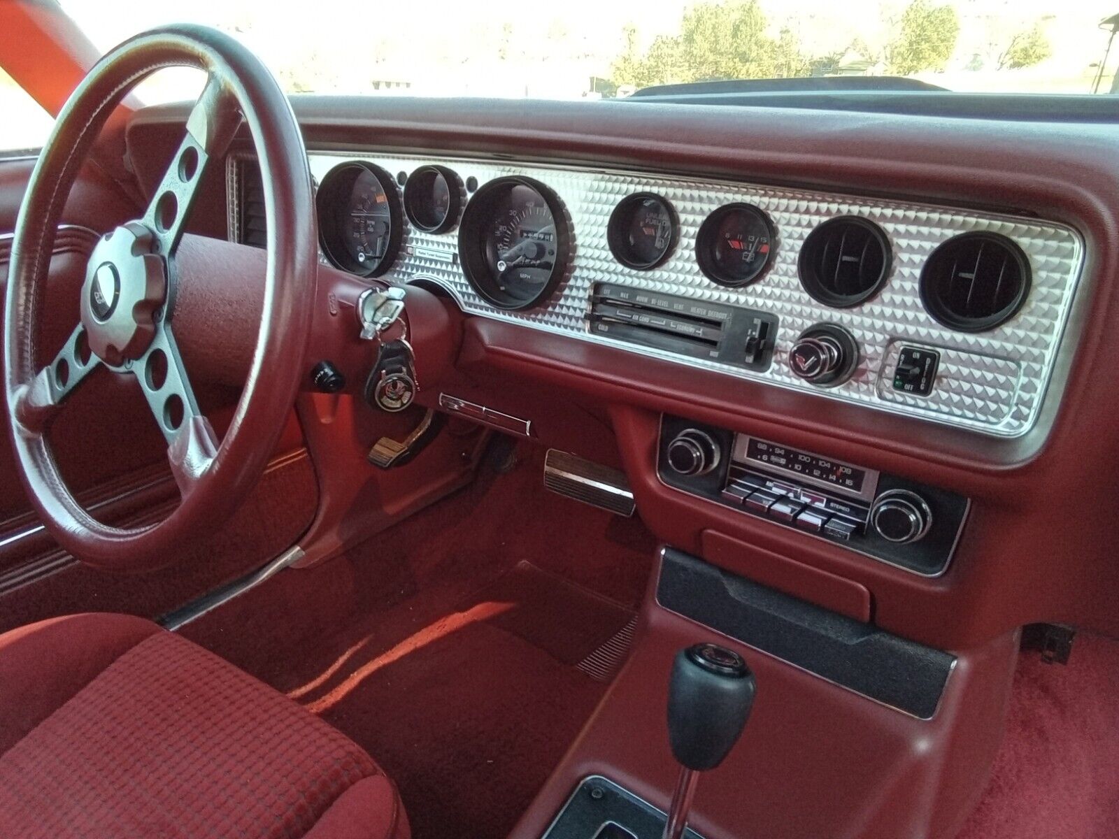 Pontiac-Trans-Am-Coupe-1980-Black-Red-34759-20