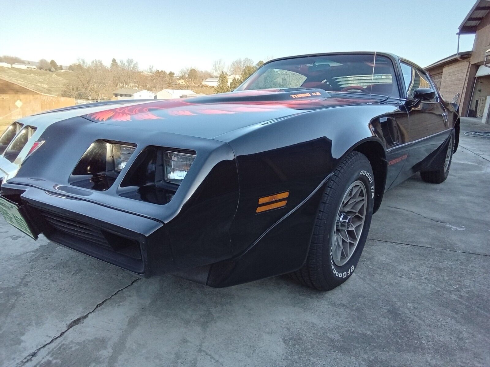 Pontiac-Trans-Am-Coupe-1980-Black-Red-34759-31