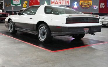 Pontiac-Trans-Am-Coupe-1983-Silver-Black-0-20