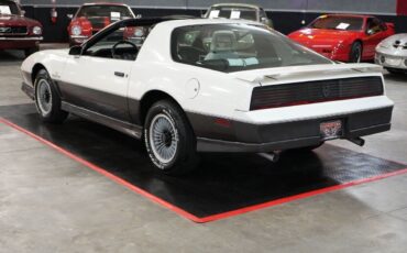 Pontiac-Trans-Am-Coupe-1983-Silver-Black-0-28