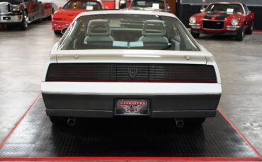 Pontiac-Trans-Am-Coupe-1983-Silver-Black-0-29