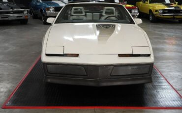 Pontiac-Trans-Am-Coupe-1983-Silver-Black-0-33