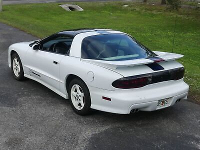 Pontiac-Trans-Am-Coupe-1994-Other-White-54059-17