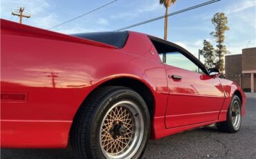 Pontiac-Trans-Am-GTA-Coupe-1987-Red-Black-83686-3