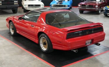 Pontiac-Trans-Am-GTA-Coupe-1989-Red-Tan-0-12