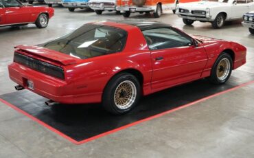 Pontiac-Trans-Am-GTA-Coupe-1989-Red-Tan-0-14