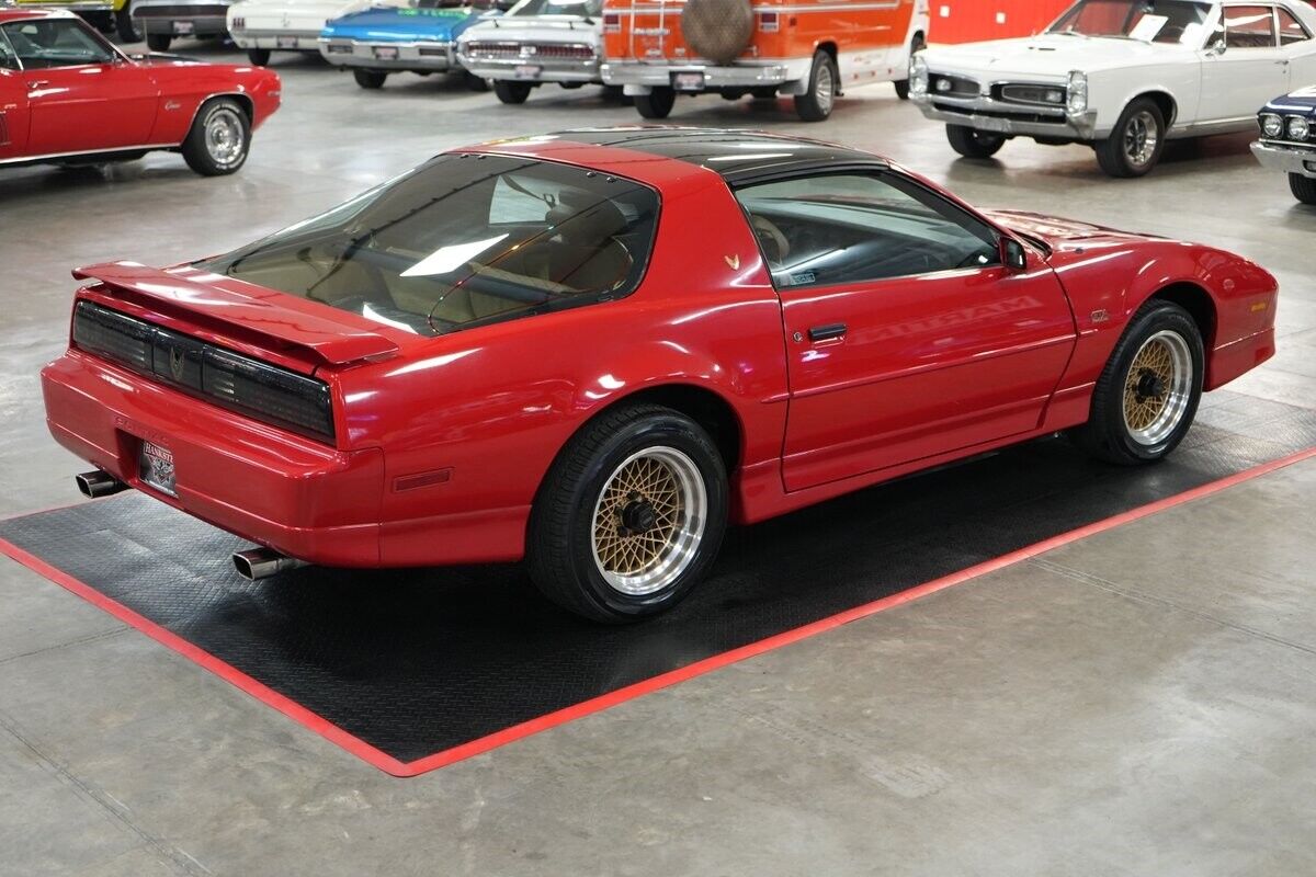 Pontiac-Trans-Am-GTA-Coupe-1989-Red-Tan-0-14